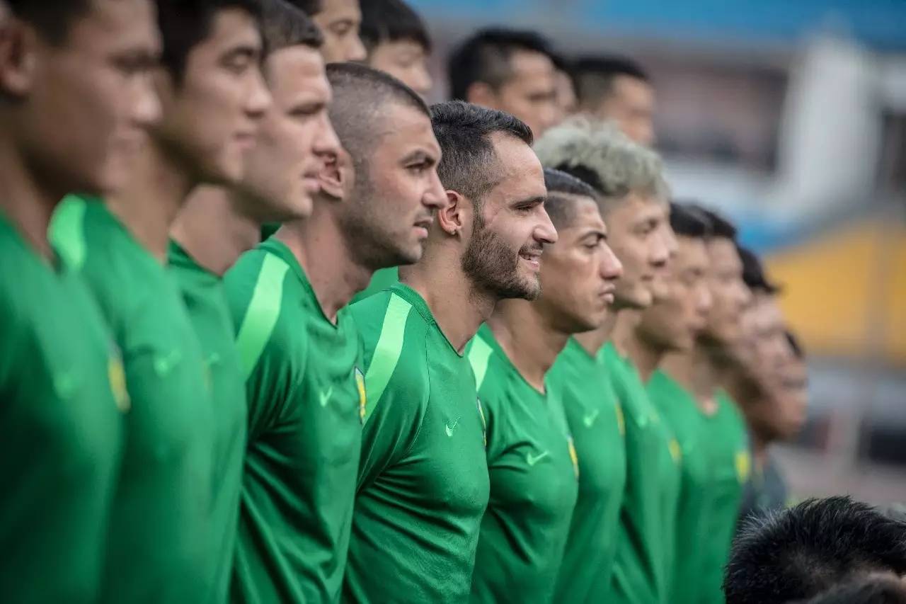 BOB体育官网包含北京国安发布备战花絮，国际比赛日止住颓势，荷甲任务艰巨，临场指挥获称赞的词条