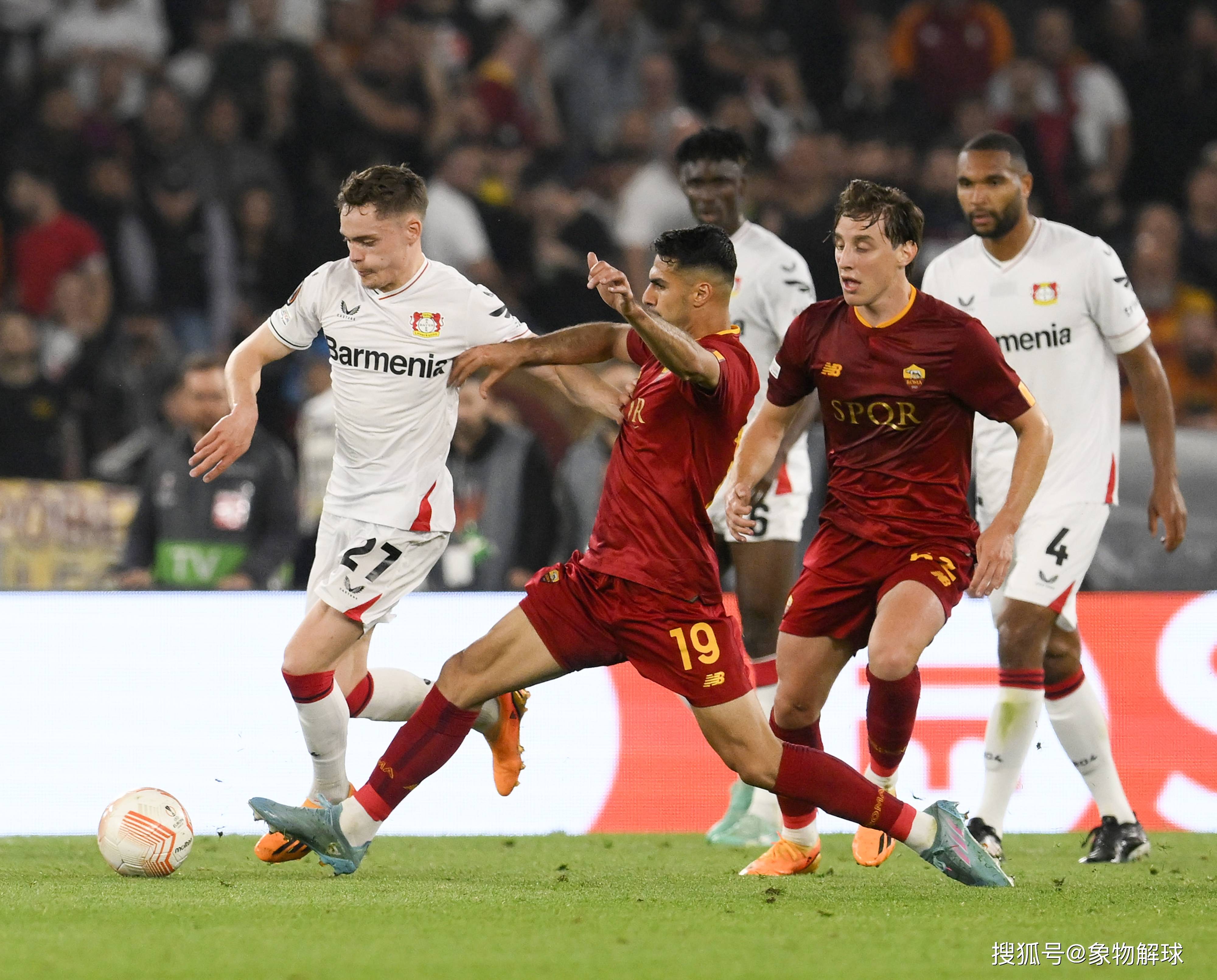 BOB体育平台转会期切尔西回应争议勒沃库森再遭质疑备战欧超杯，詹姆斯连续二十场比赛得分超过关键助攻直接炸裂的简单介绍